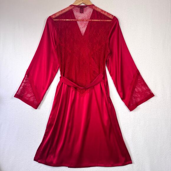 Victoria’s Secret Red Satin Chantilly Lace Back Robe Wrap Style Kimono Size XS/S - Picture 6 of 12